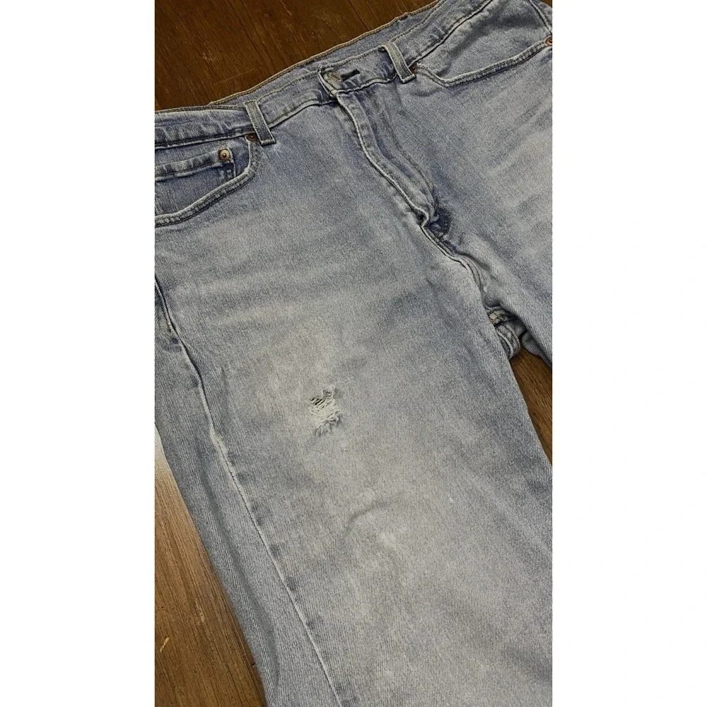 Levis 505 Jeans Mens Sz 36x29 Fit Straight Leg Distressed Broken-In Light Wash‎